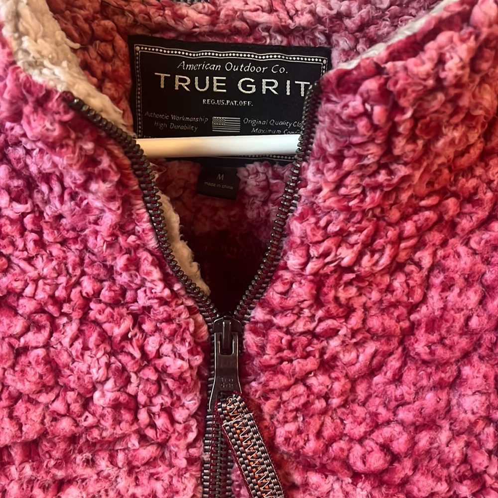 True grit pullover - Picture 2 of 2